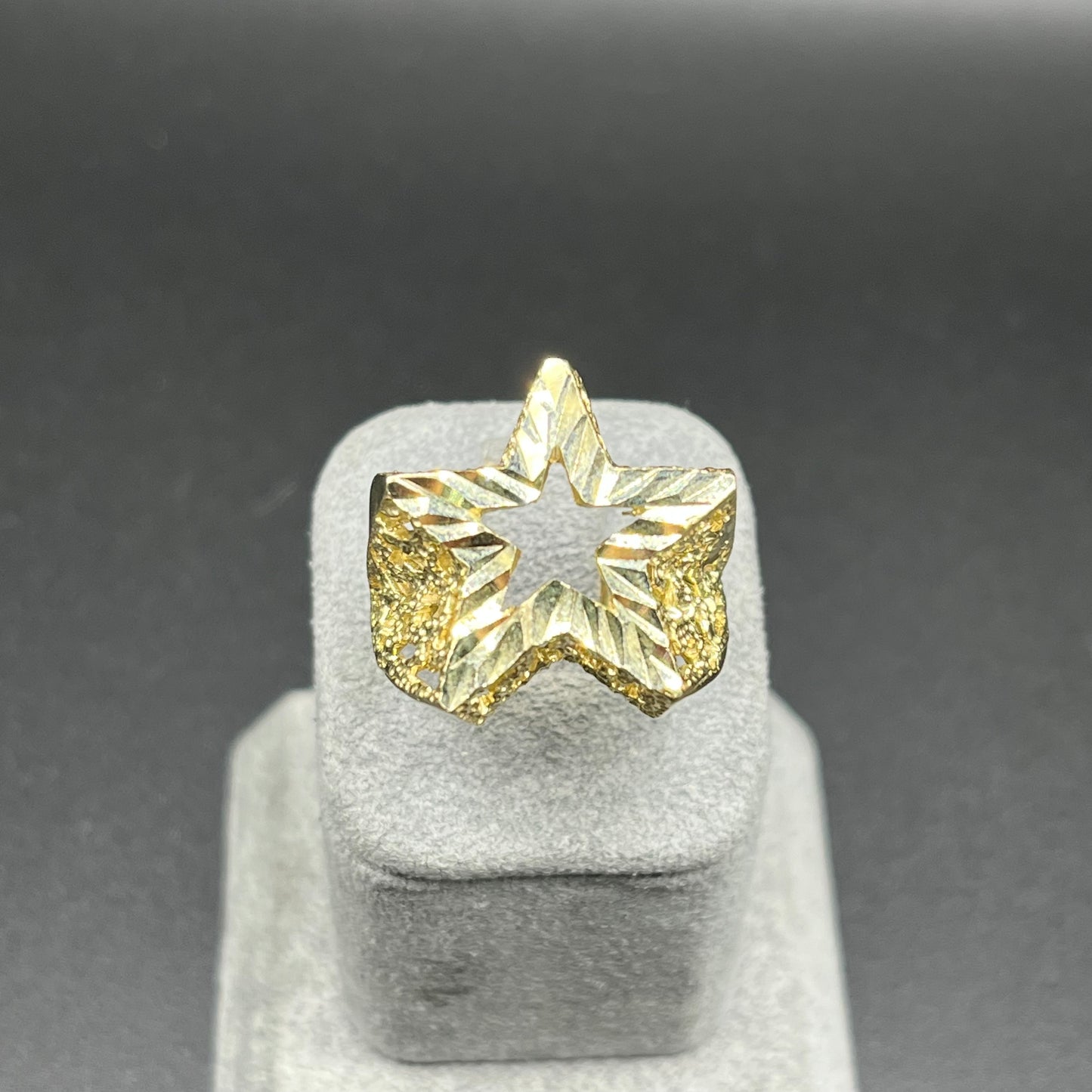 10K Gold Mens Star Ring