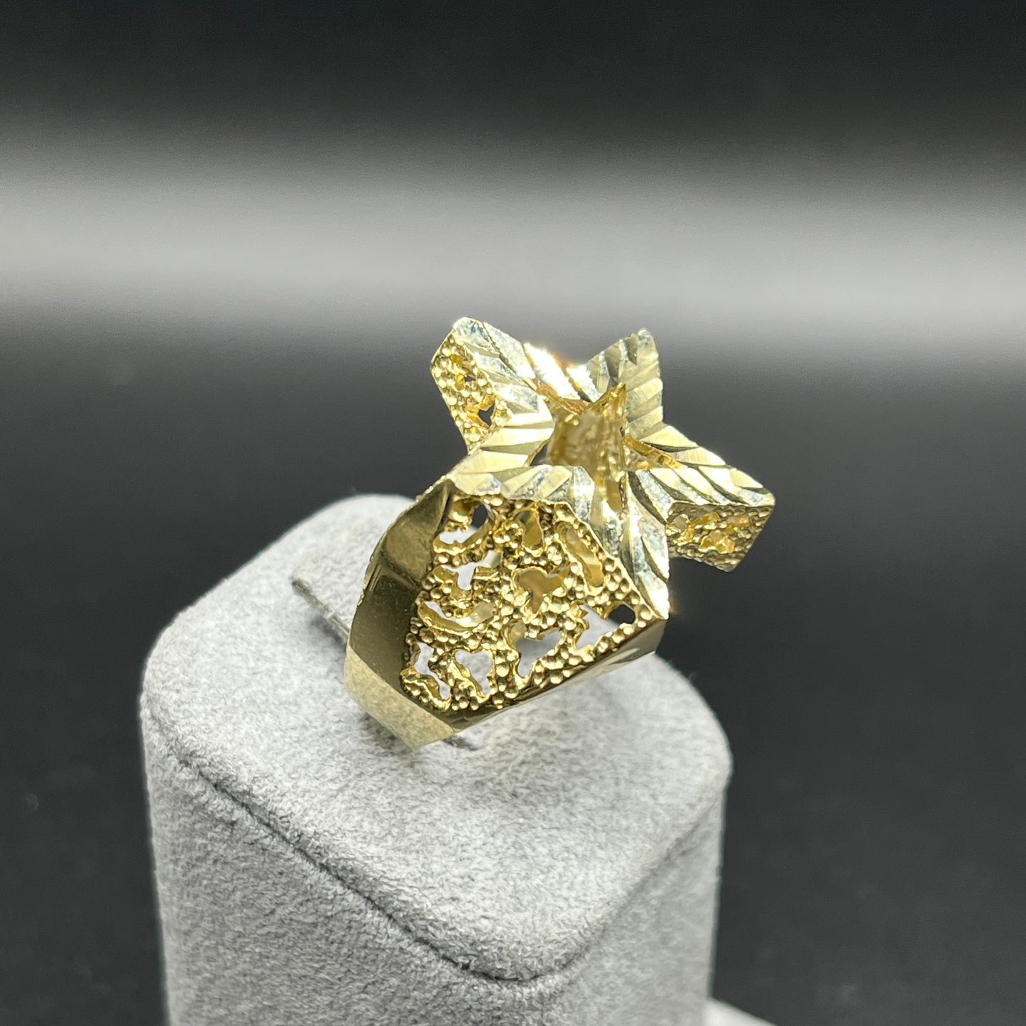 10K Gold Mens Star Ring