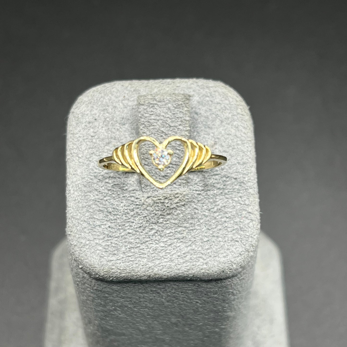 10K Gold Stone Heart Ring