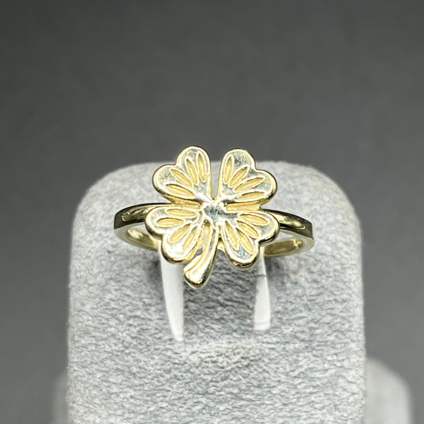 10K Gold Ladies 4 Leaf Clover Ring