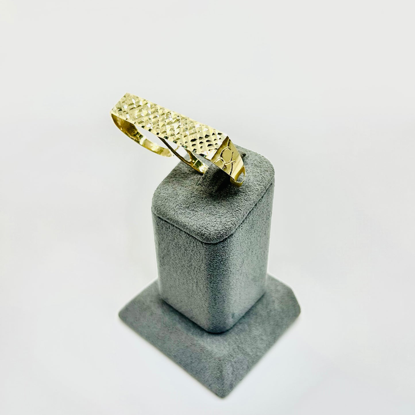 10K Gold 2-Finger Diamond Cut Ring