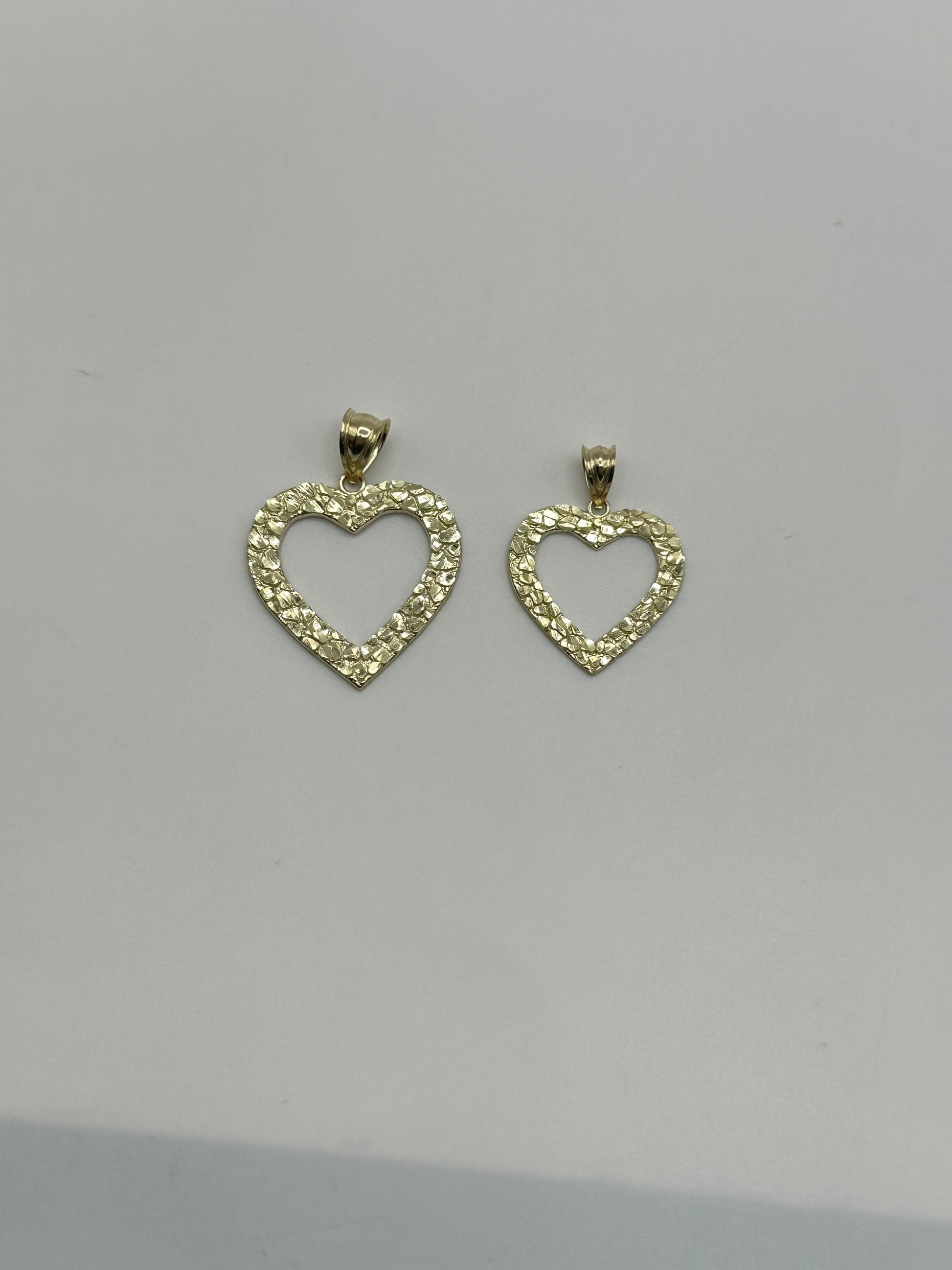 10K Gold Nugget Open Heart Pendant | Face Size: 1"