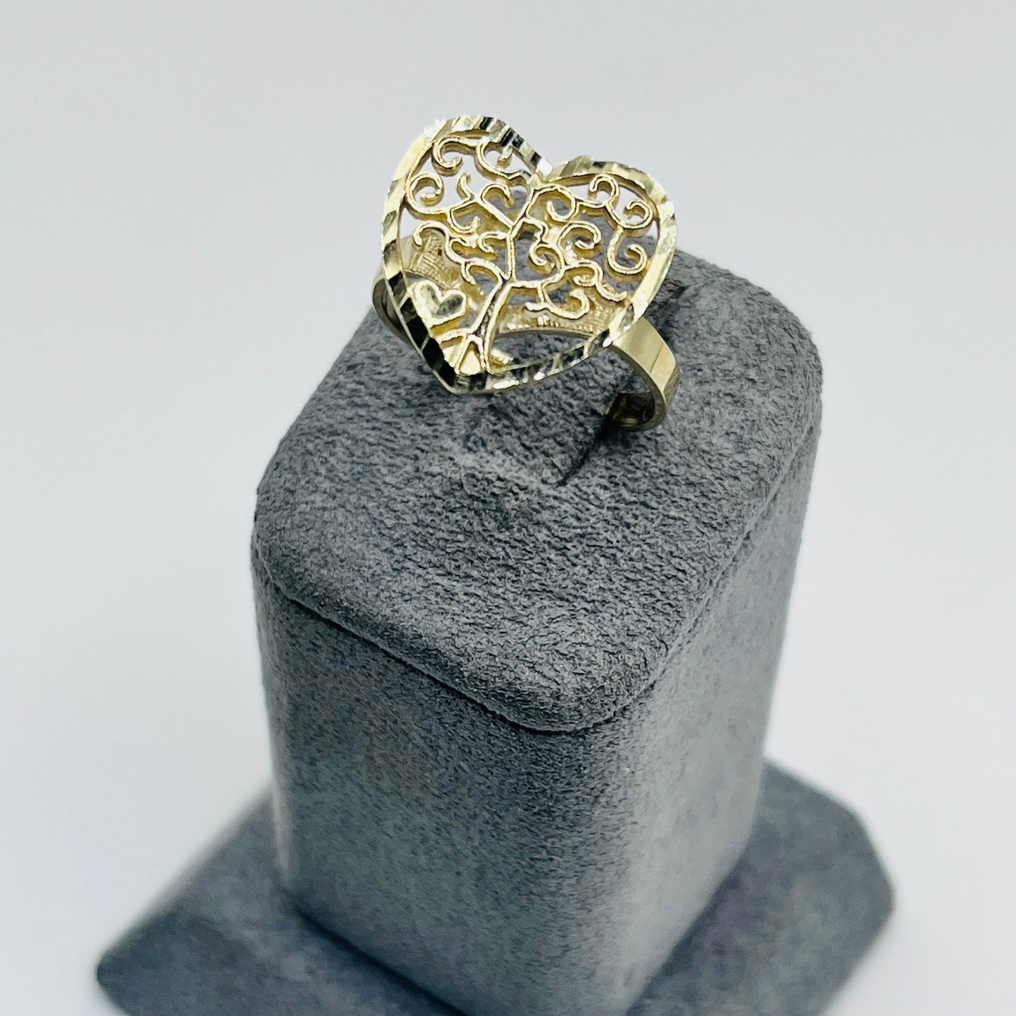 10K Gold Tree of Life Heart Ring