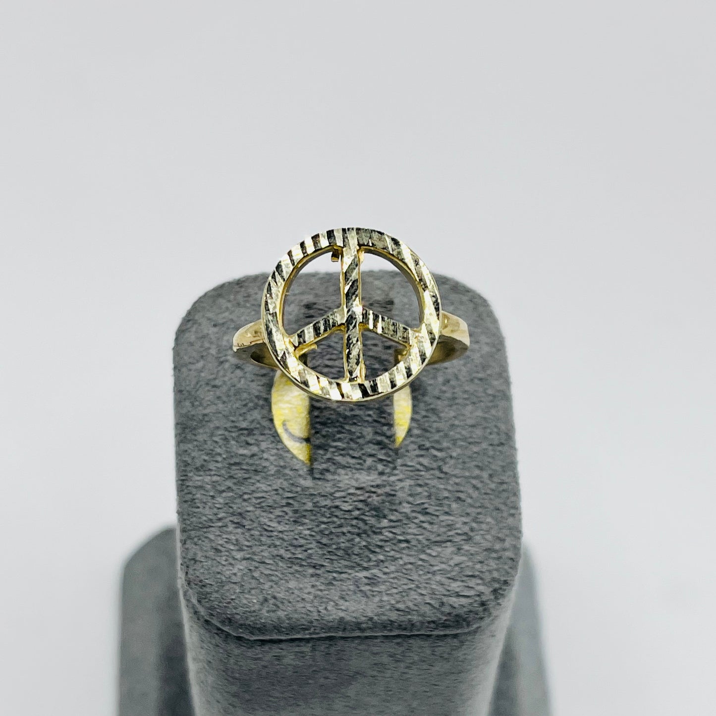 10K Gold Diamond Cut Peace Ring