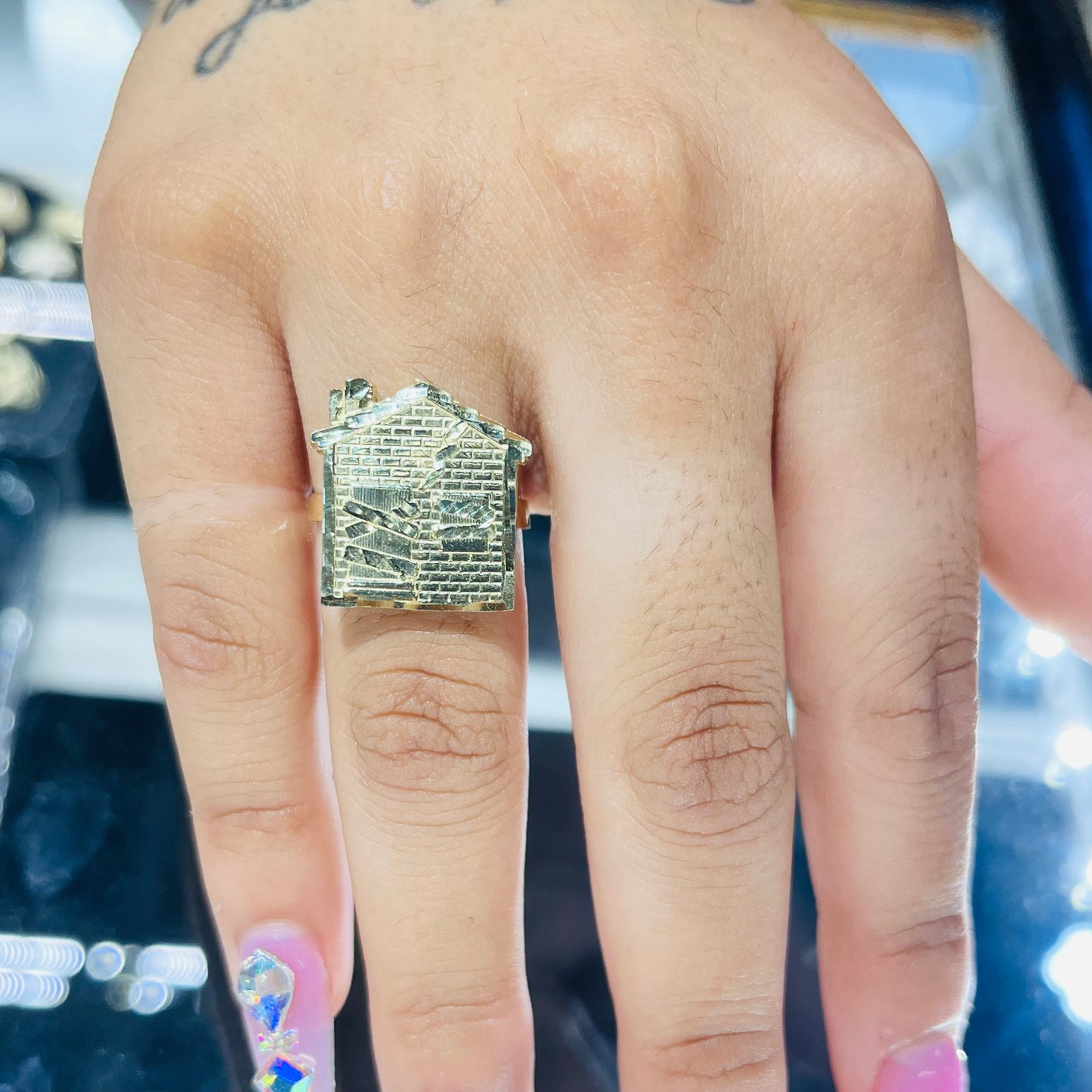 10K GOLD TRAP HOUSE RING