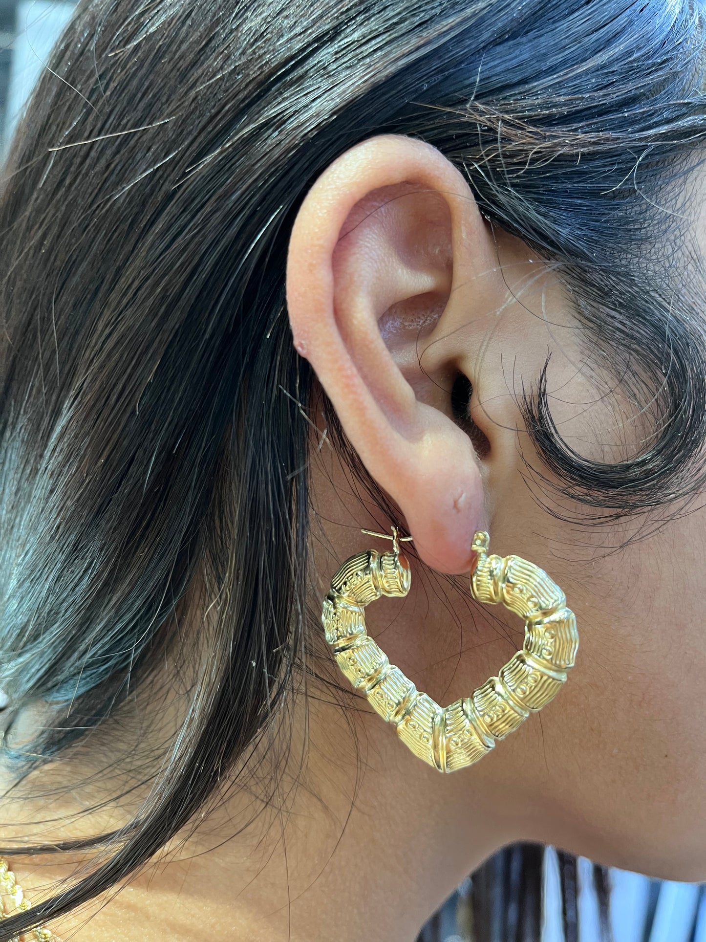 10K Gold Bamboo Heart Hoop Earrings (1.5 in)