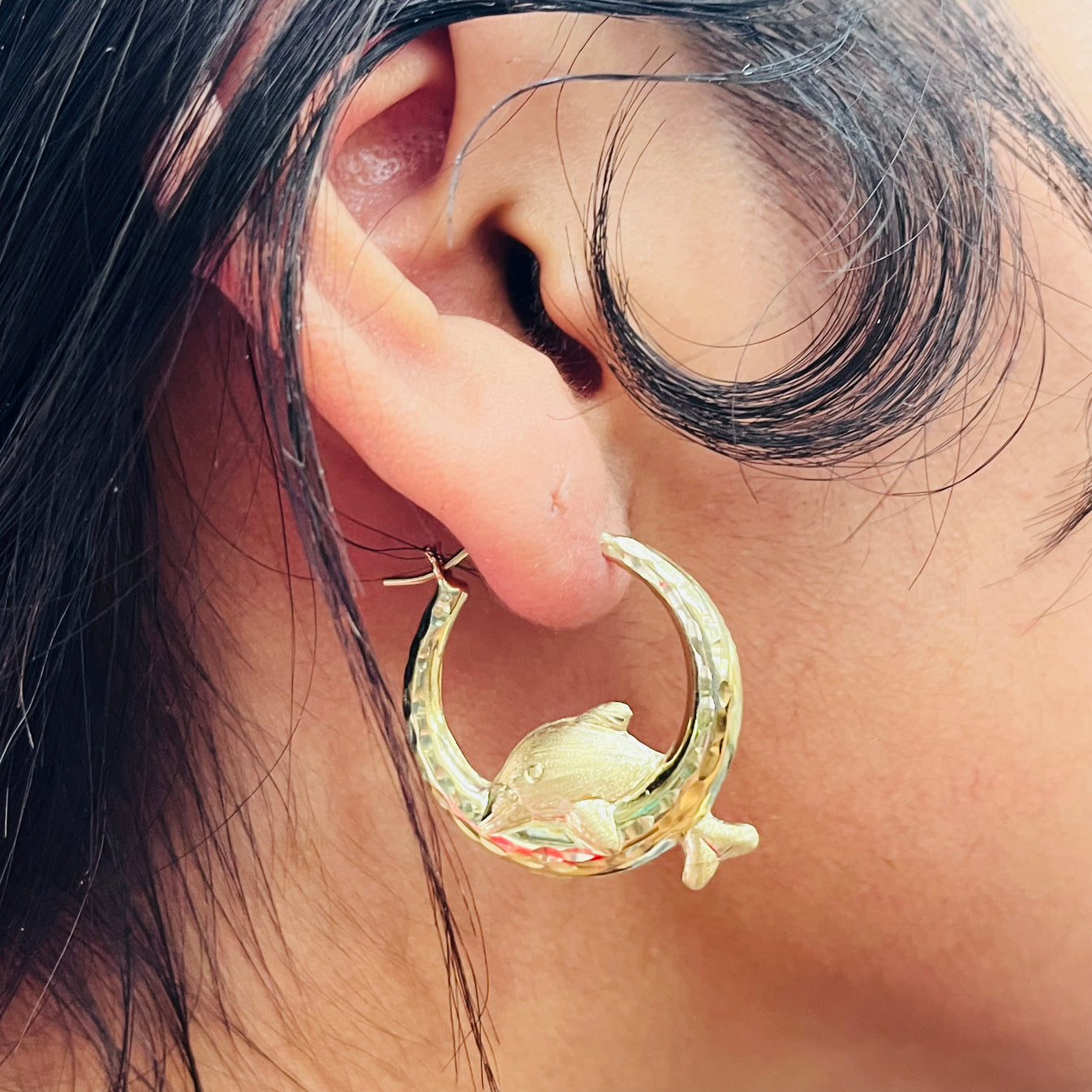 10k Gold Dolphin Hoops (m) – Candy Jewelers