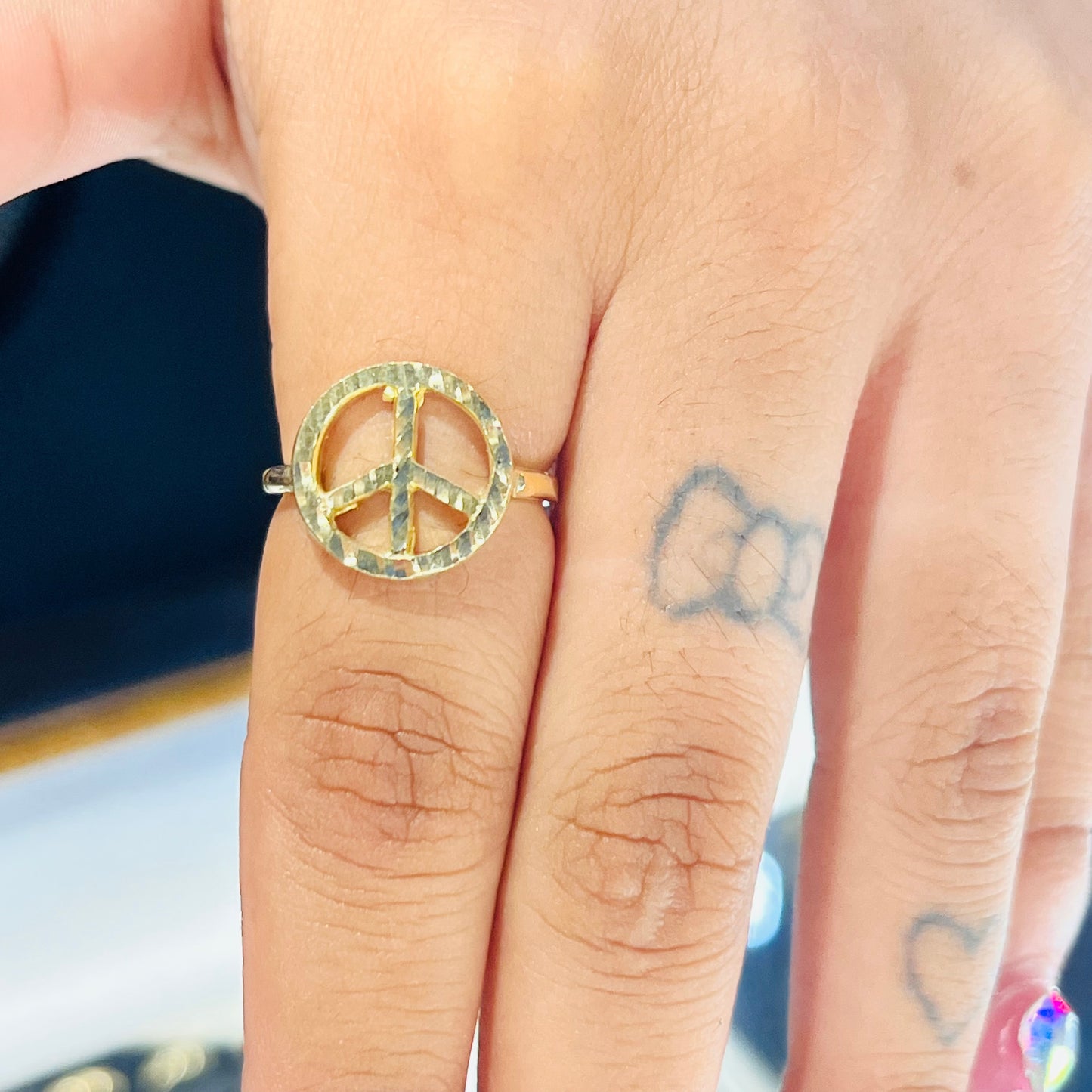 10K Gold Diamond Cut Peace Ring