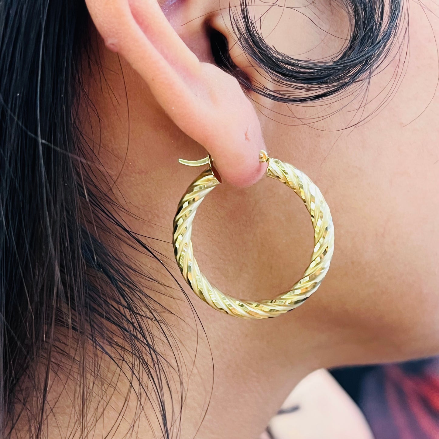 10K Gold Diamond Cut Spiral Hoops (1.25")